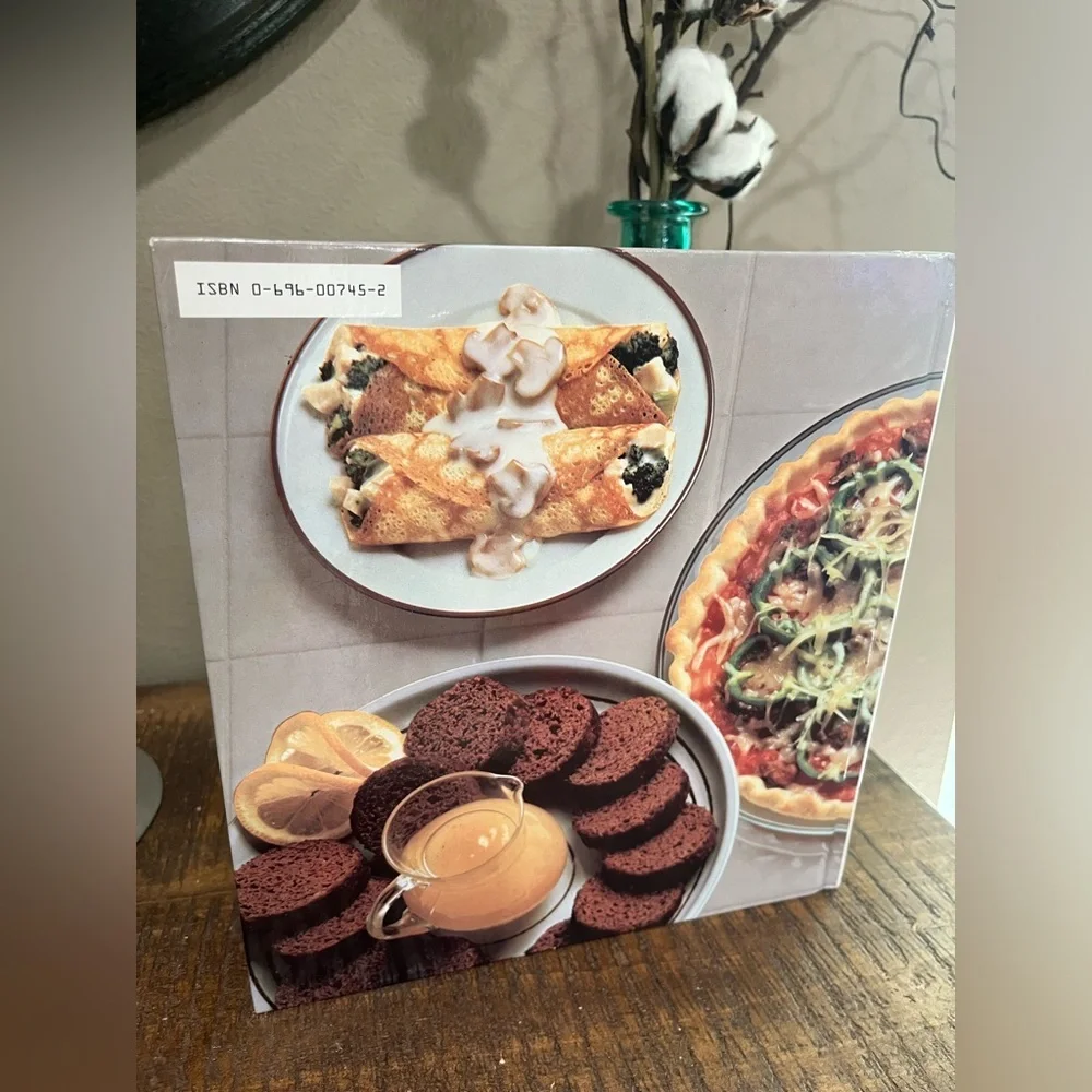 Better Homes and Gardens The Dieter's Cook Book
